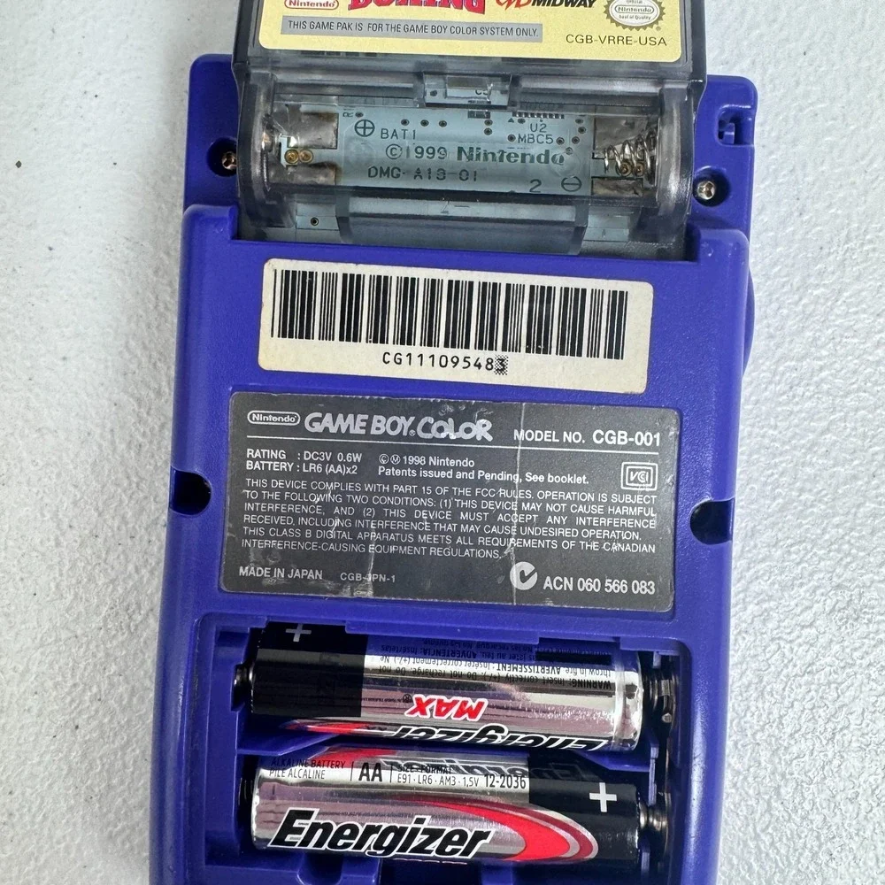 Nintendo Game Boy Color Handheld System Purple CGB-001 w/ Game